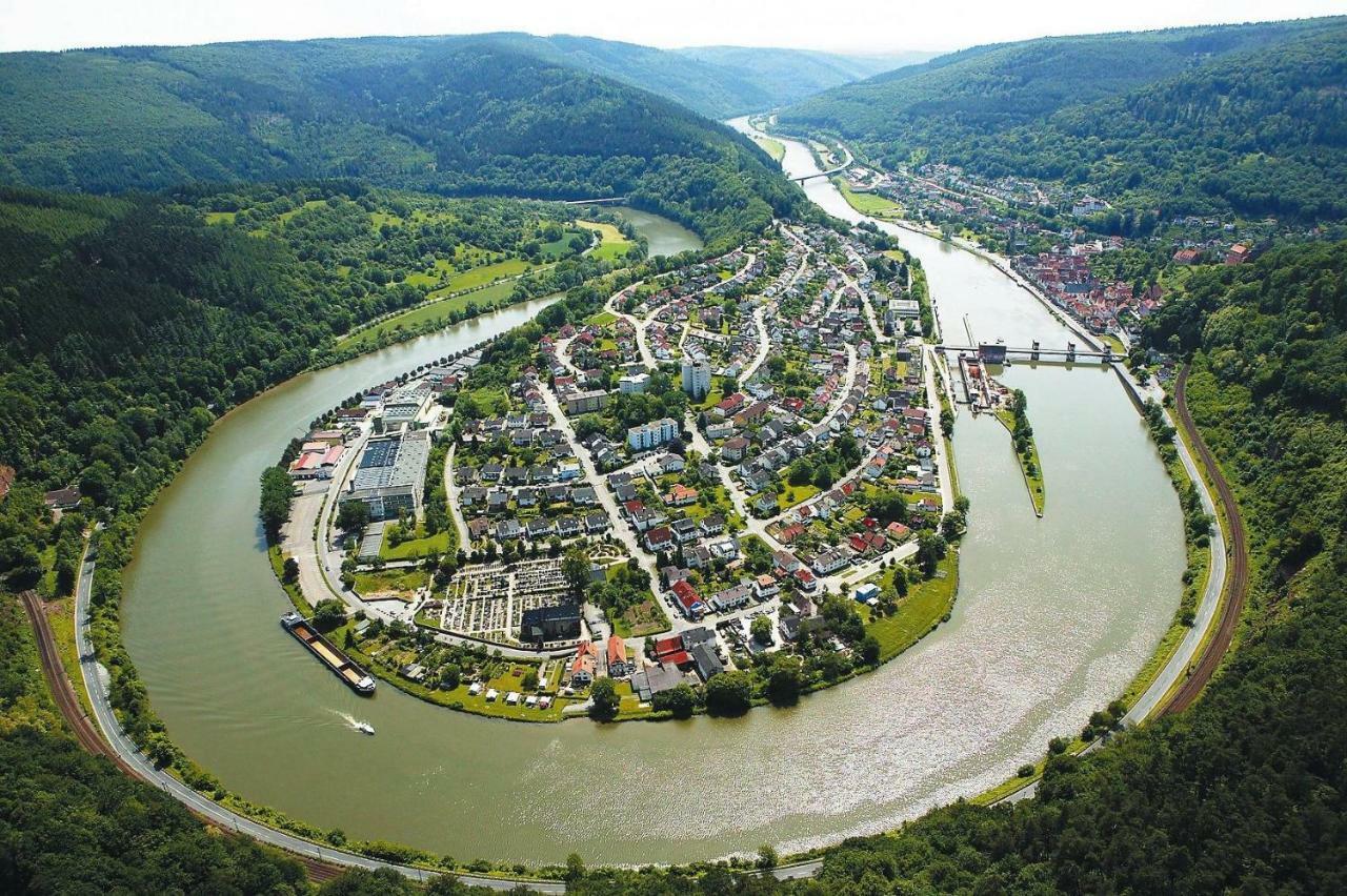 Natur Und Neckarblick Bei Heidelberg Hirschhorn Exterior photo